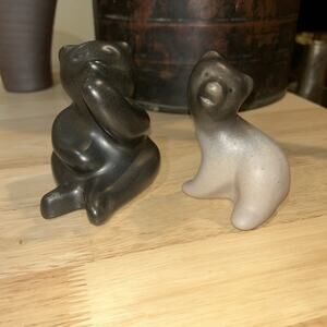 (2) Pigeon Forge - River Pottery Sitting Black Mighty Bear T Bullen 2004 + Cub
